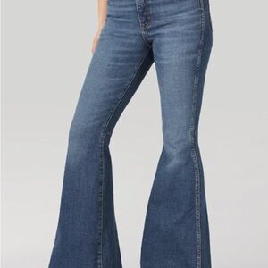 Wrangler Women's Classic Blue Trumpet Flare Jeans